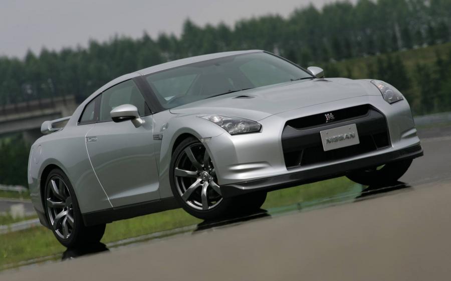  Nissan GT-R 2007 года  (фото 145 из 480)